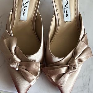 Super cute kitten Heels